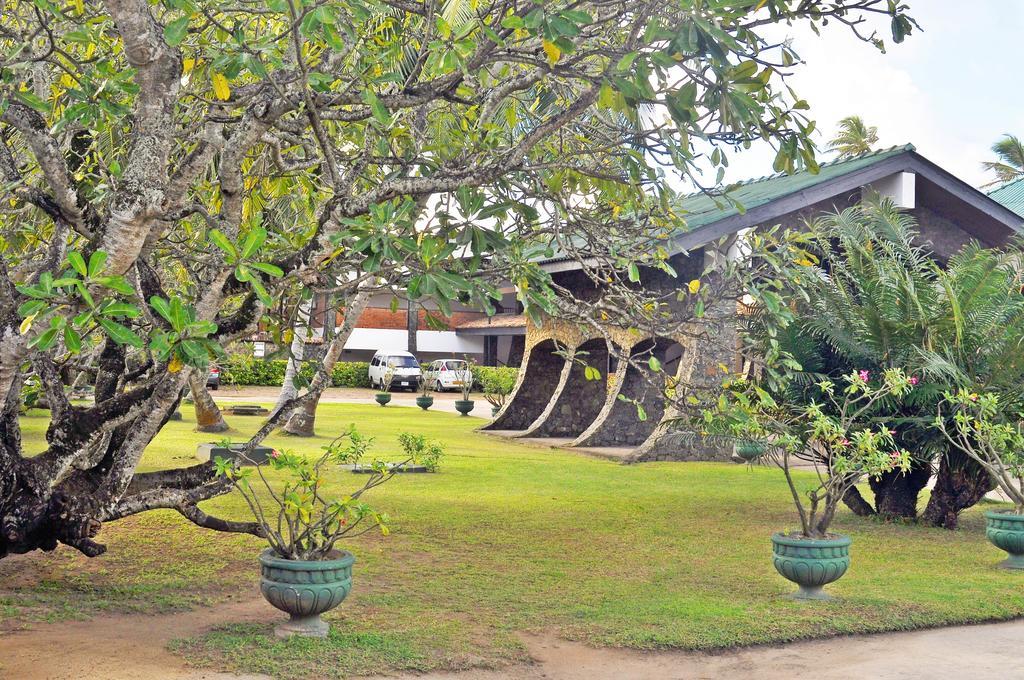 Koggala Beach Hotel Exterior foto
